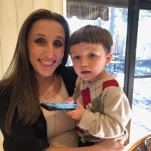 Meet your Posher, Carrie